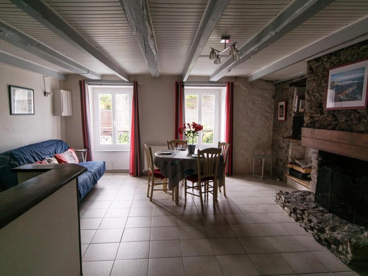 Appartement Le Palais, 2 pièces, 4 personnes - FR-1-418-68 Esterno foto